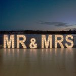 mr&mrs-light-up